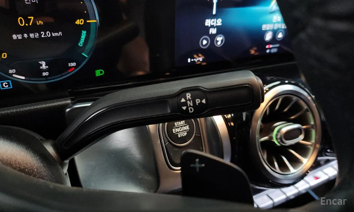 Mercedes-Benz GLB-Class 2020 GLB200 d