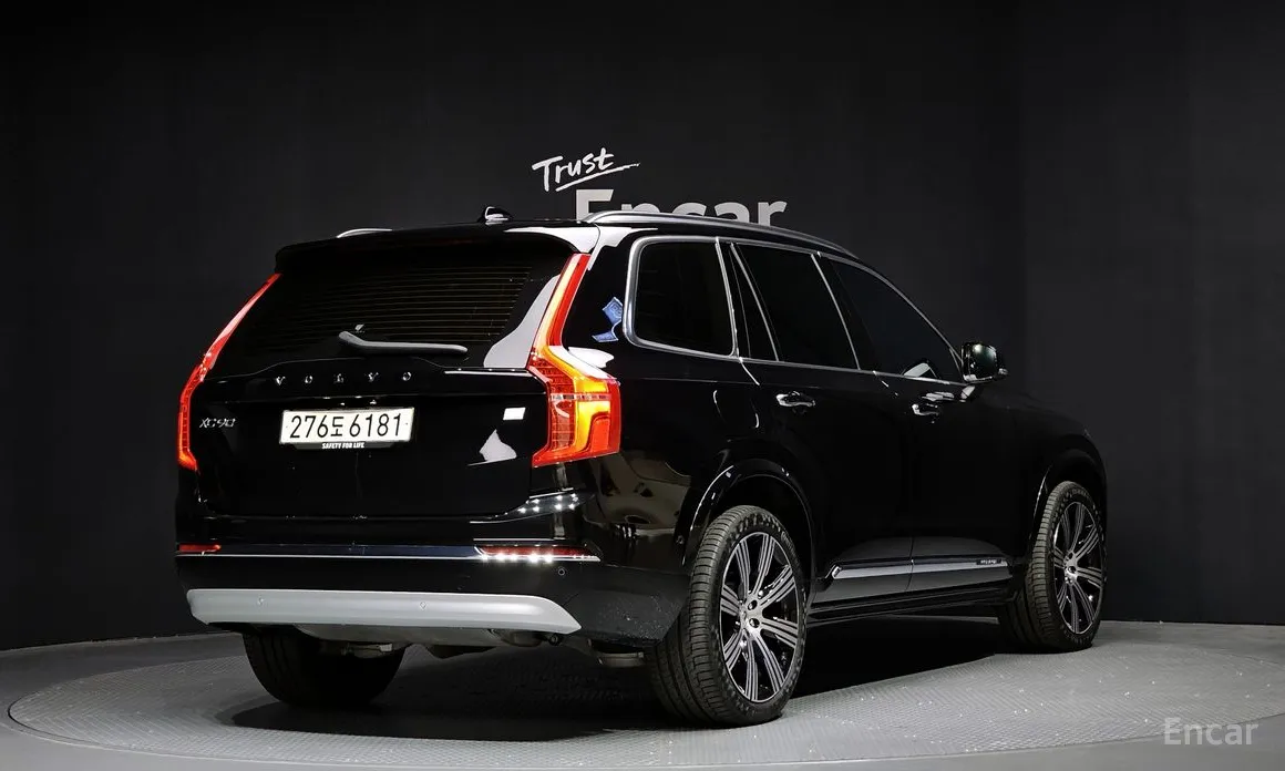 Фото 2 - Volvo XC90