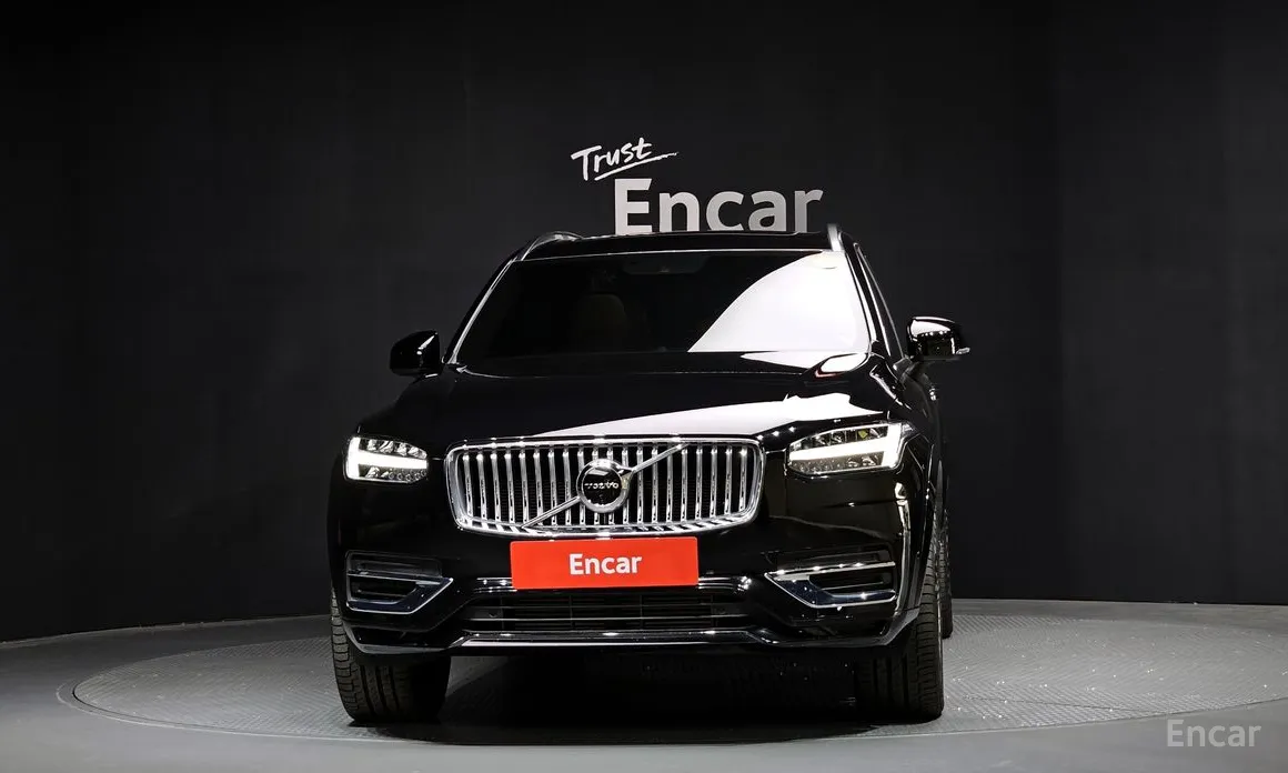 Фото 3 - Volvo XC90