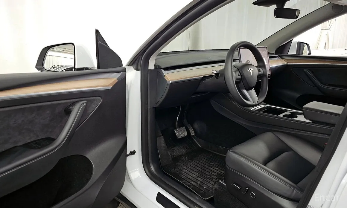 Tesla Model Y 2020 RWD