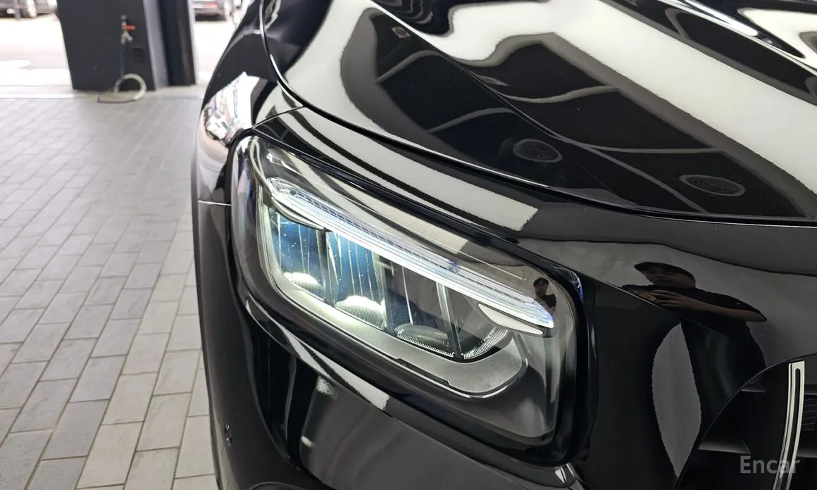 Mercedes-Benz GLB-Class 2020 AMG GLB35 4MATIC