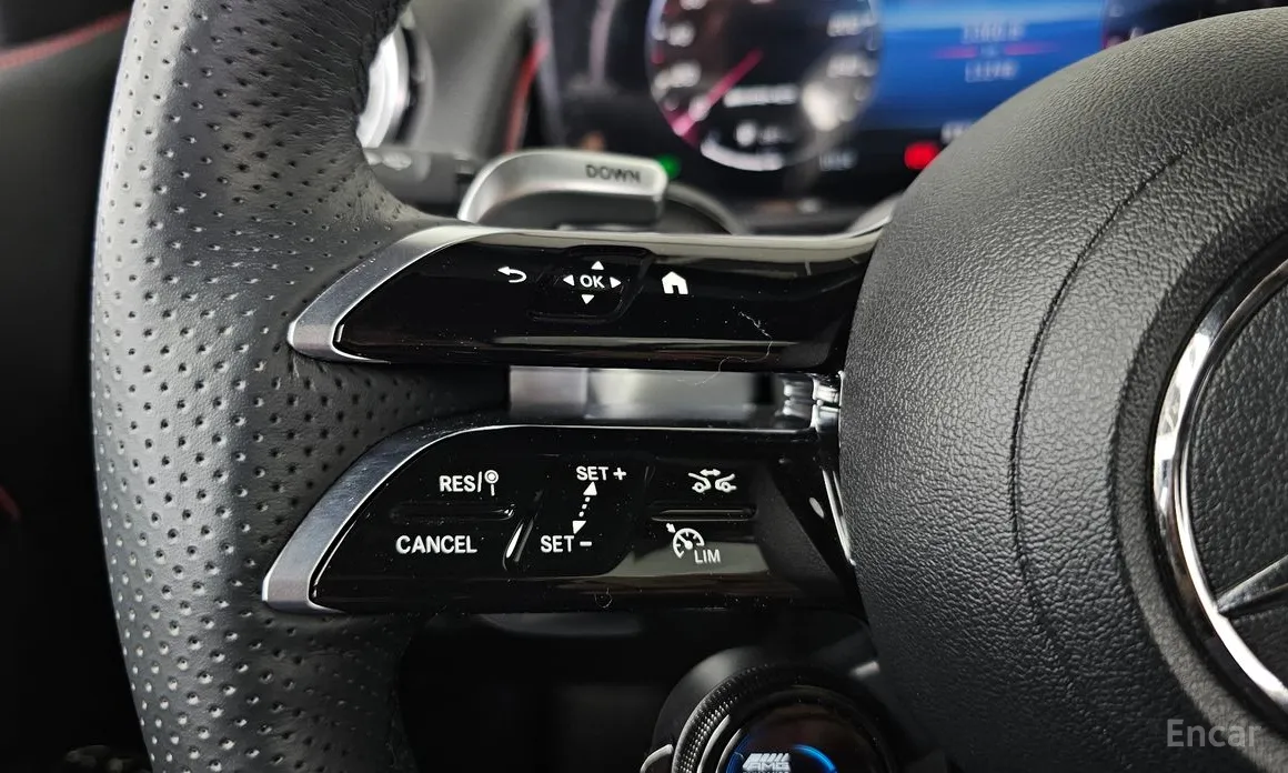 Mercedes-Benz GLB-Class 2020 AMG GLB35 4MATIC