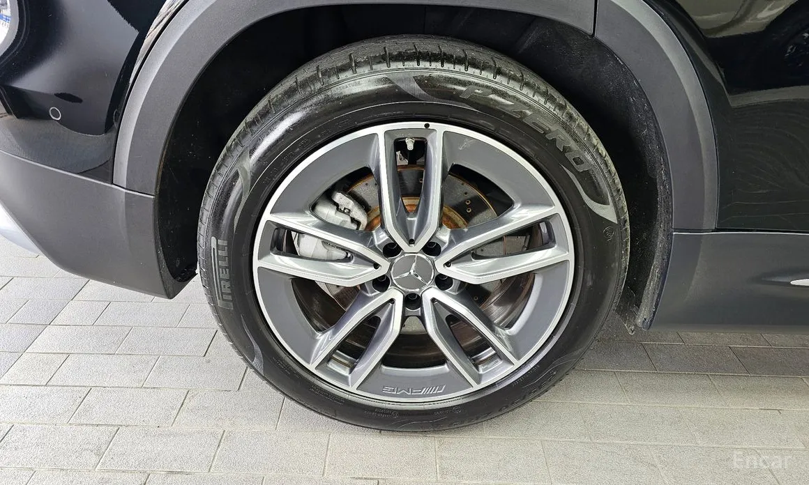 Mercedes-Benz GLB-Class 2020 AMG GLB35 4MATIC
