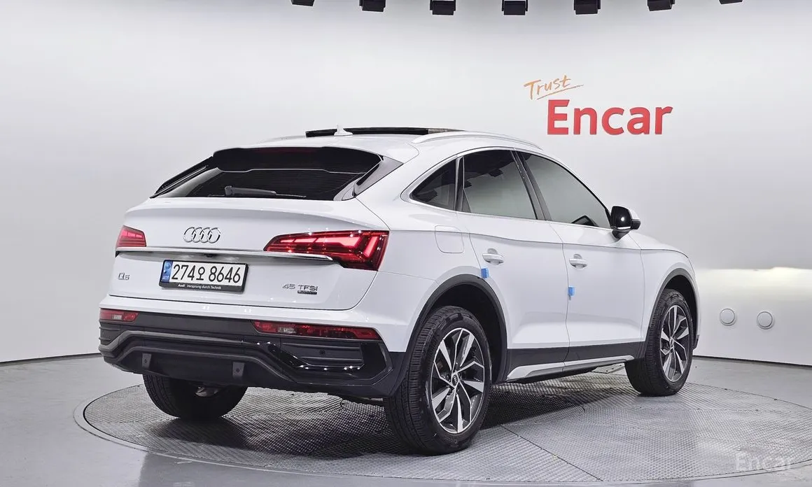 Фото 2 - Audi Q5