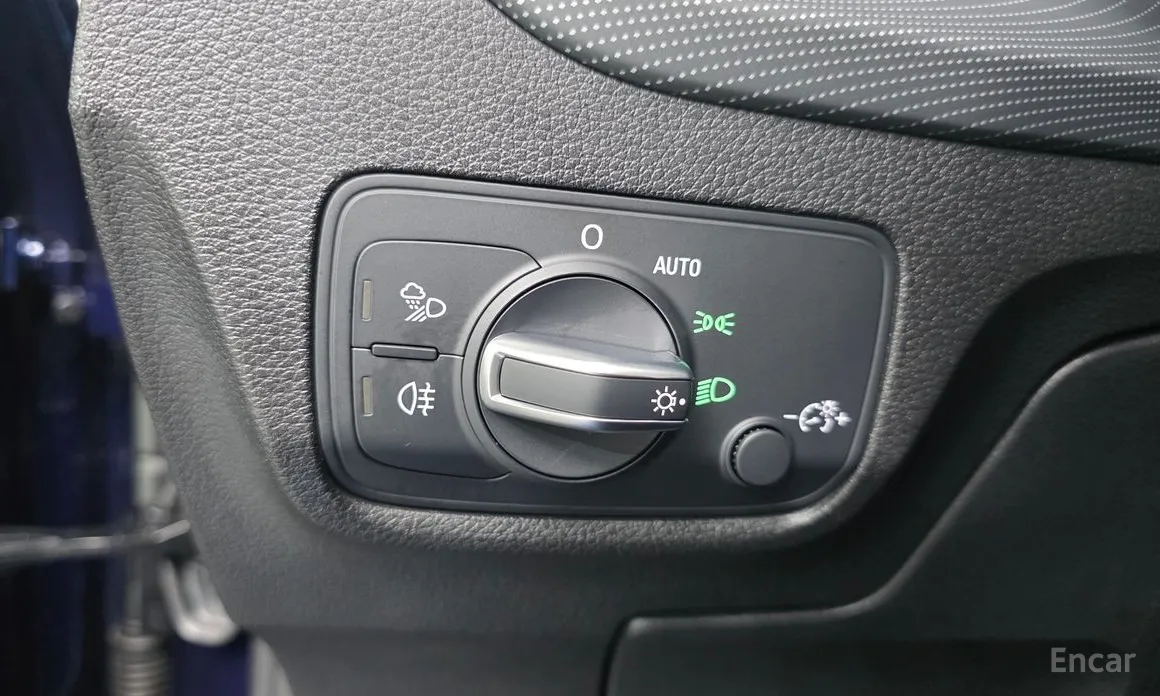 Audi Q2 2017 35 TDI Premium