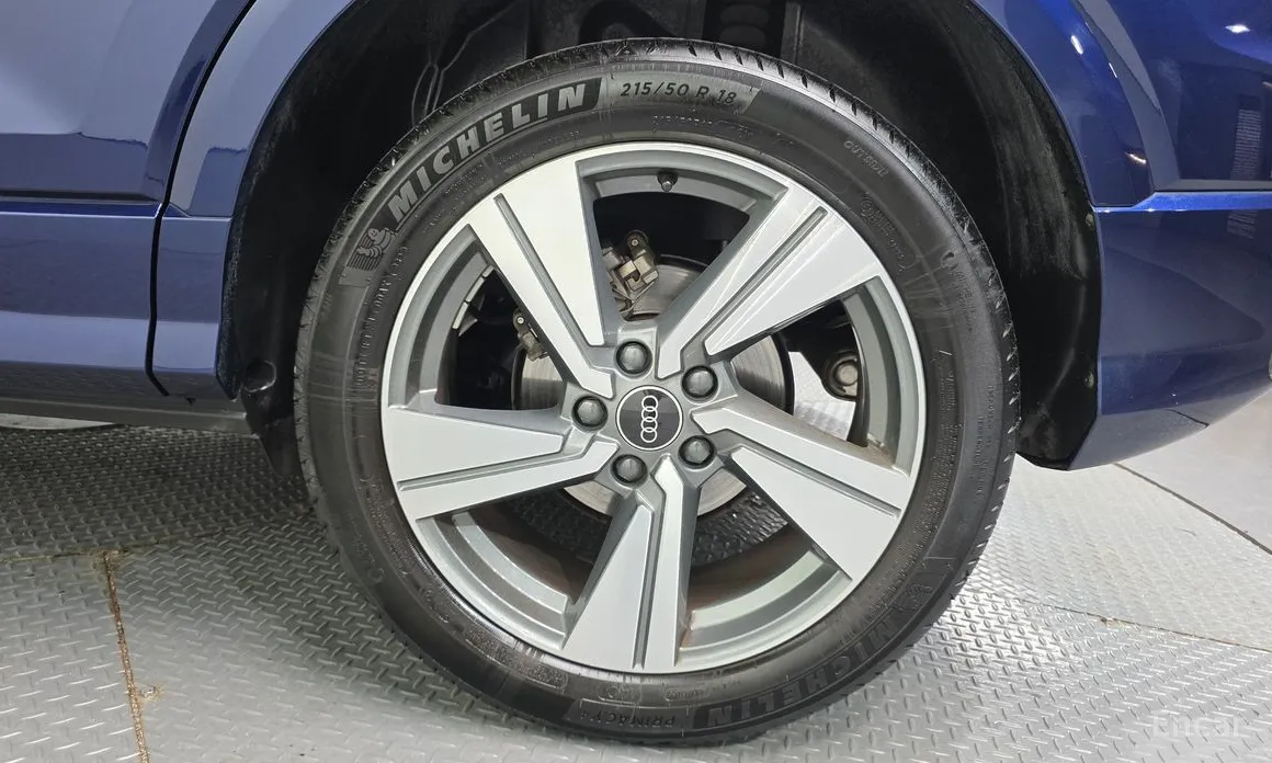 Audi Q2 2017 35 TDI Premium