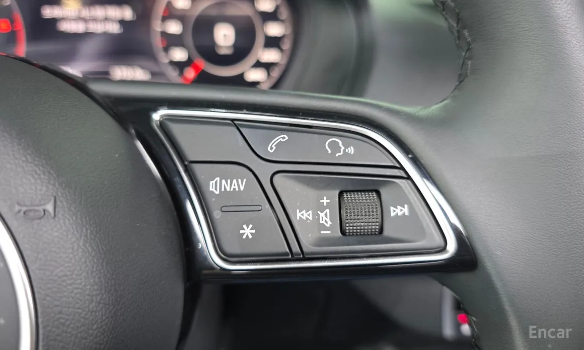 Audi Q2 2017 35 TDI Premium