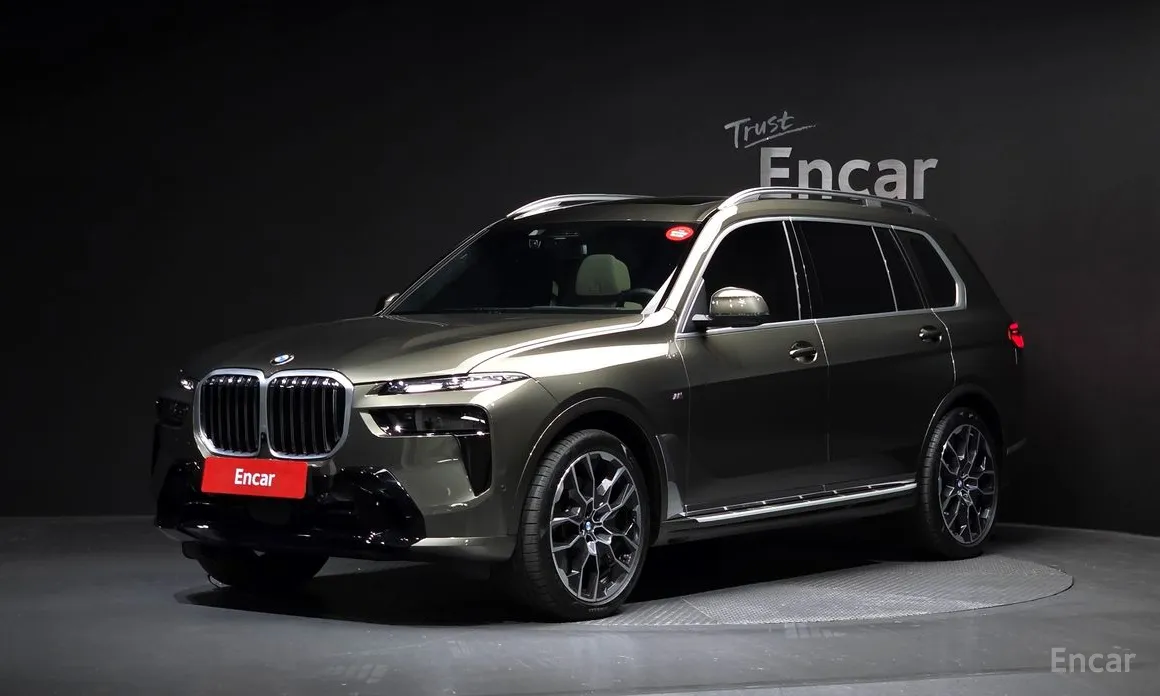 Фото 1 - BMW X7