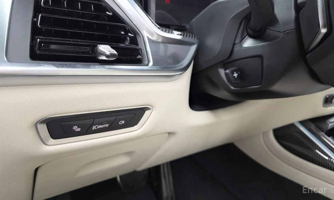 Фото 18 - BMW X7