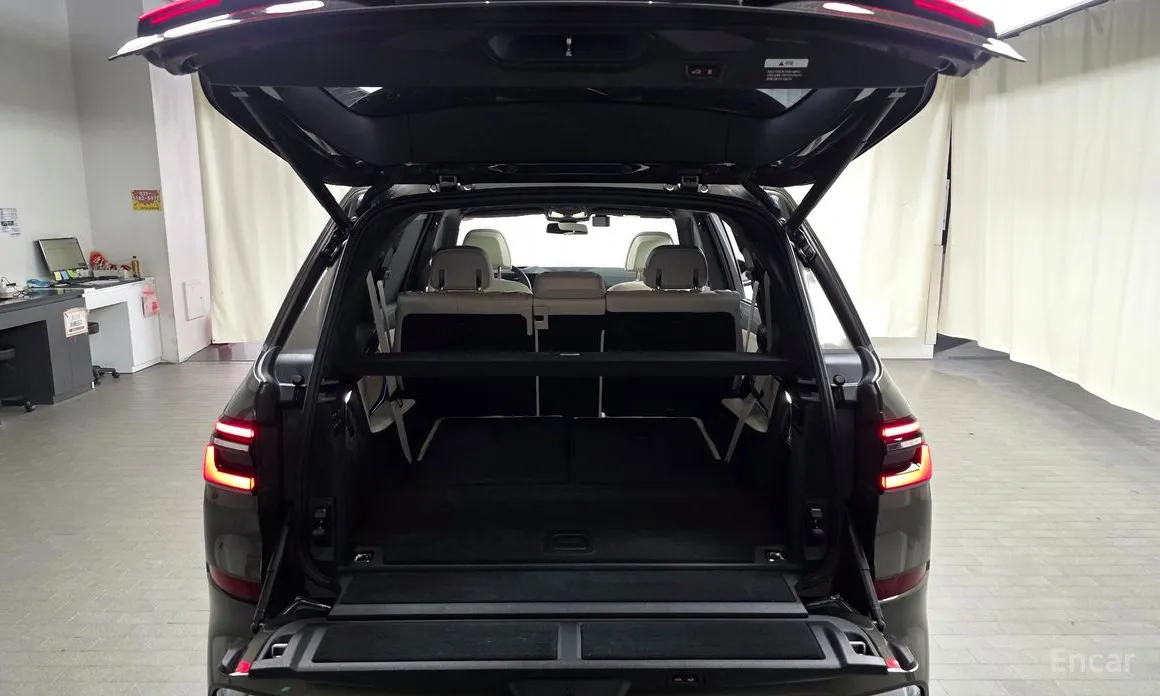 Фото 20 - BMW X7