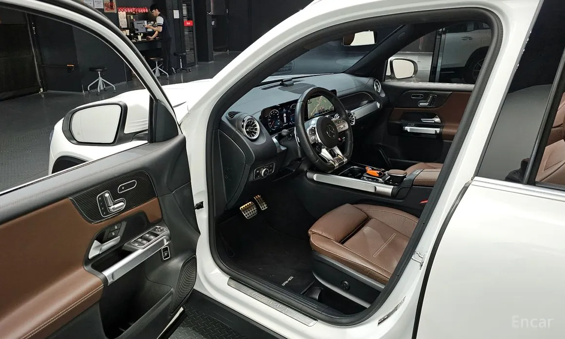 Mercedes-Benz GLB-Class 2020 AMG GLB35 4MATIC