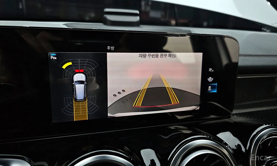 Mercedes-Benz GLB-Class 2020 AMG GLB35 4MATIC