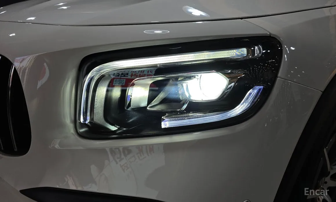 Mercedes-Benz GLB-Class 2020 AMG GLB35 4MATIC