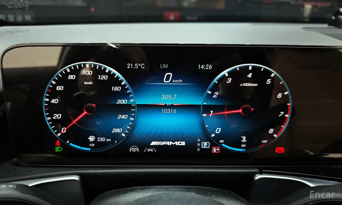 Mercedes-Benz GLB-Class 2020 AMG GLB35 4MATIC