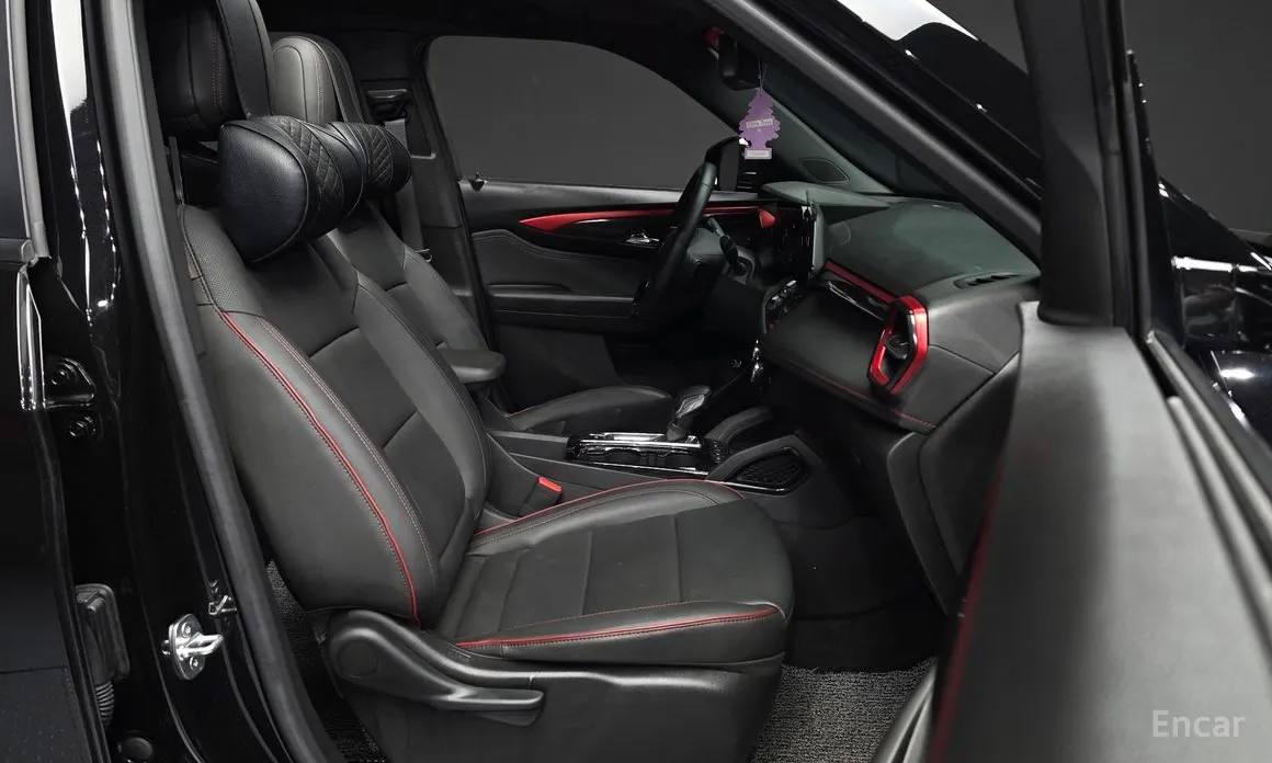 Photo 11 - Chevrolet Trailblazer