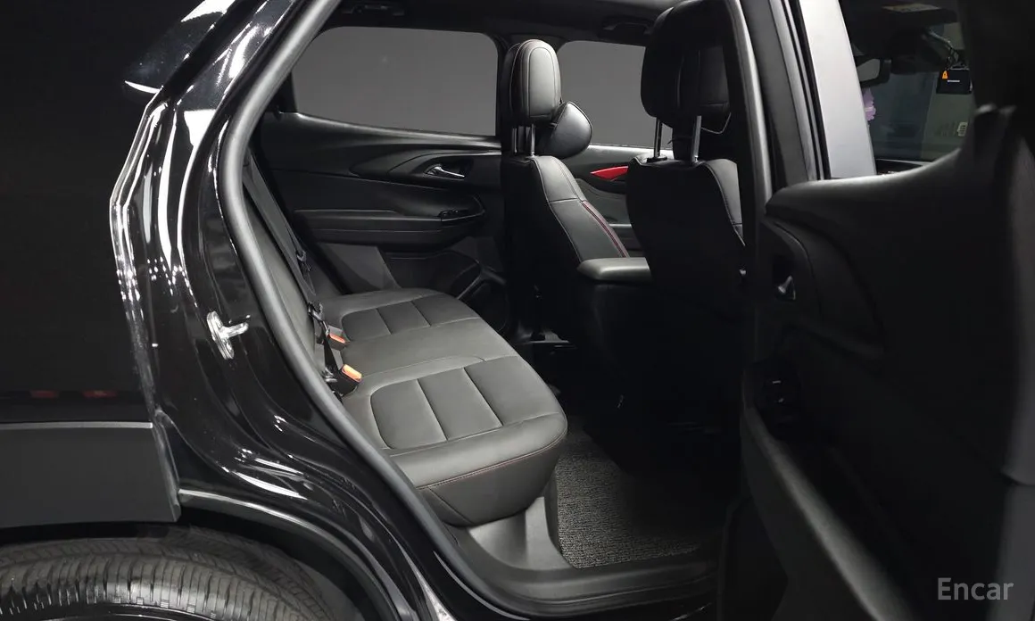 Photo 12 - Chevrolet Trailblazer