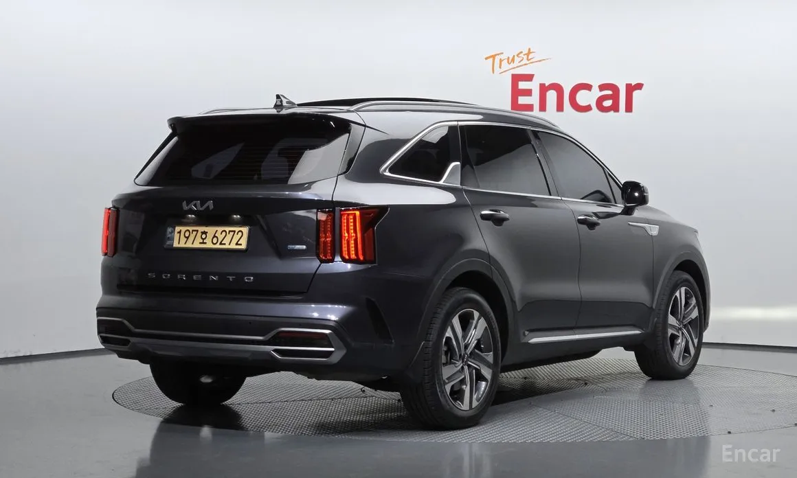 Photo 2 - Kia Sorento