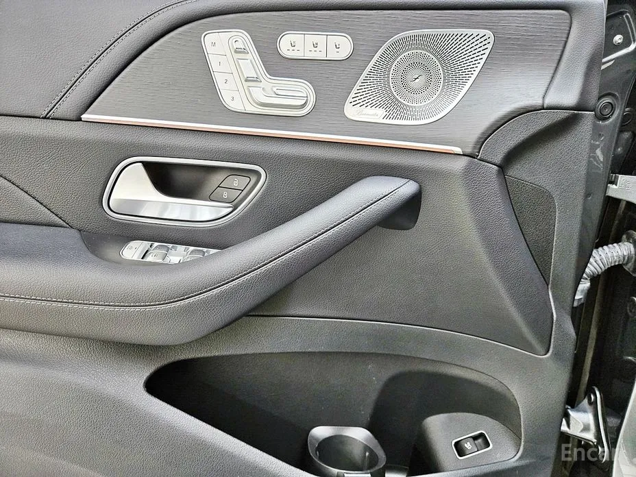Фото 17 - Mercedes-Benz GLS-Class