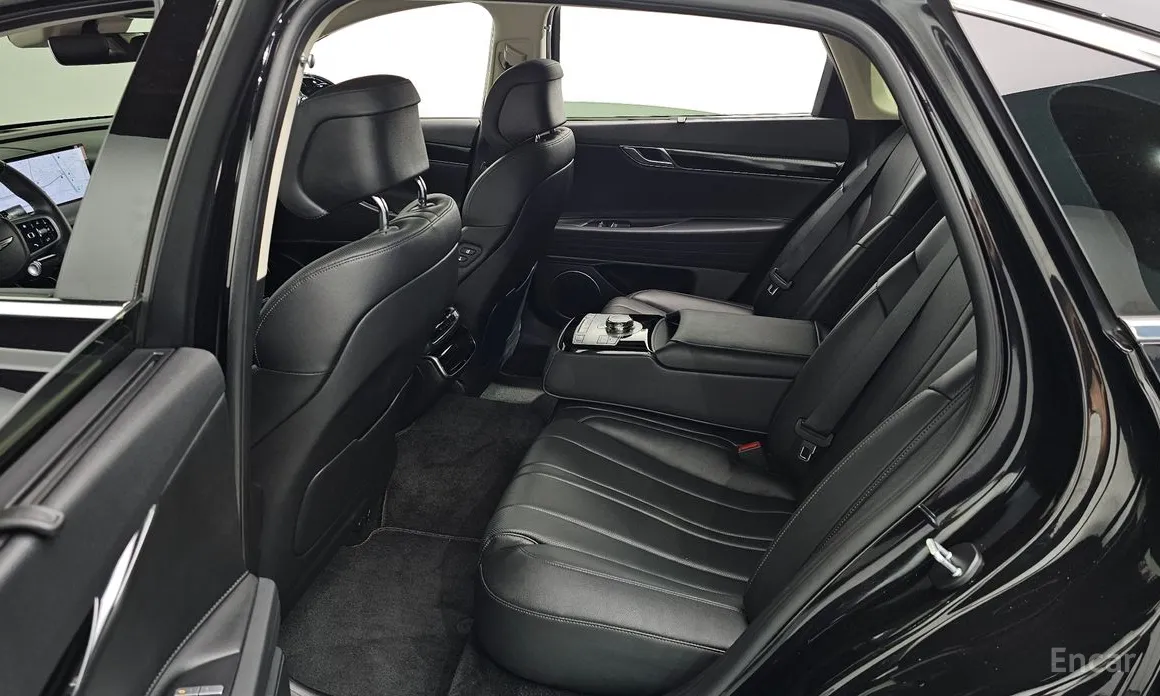 Фото 26 - Genesis G80