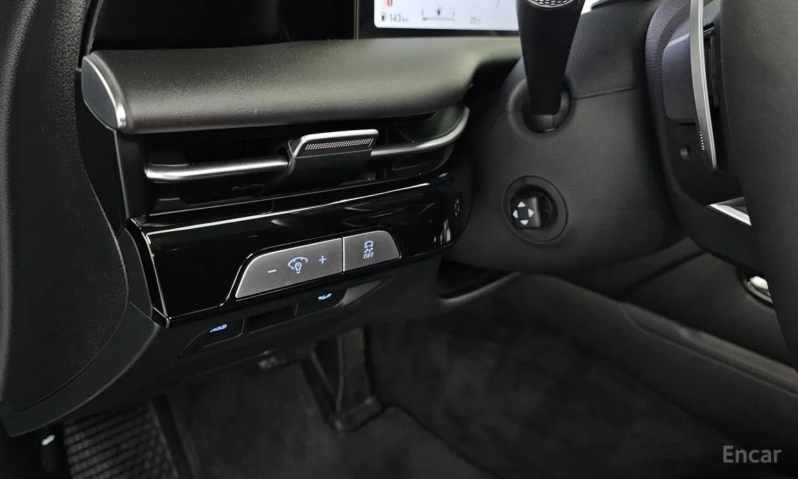 Фото 27 - Genesis G80