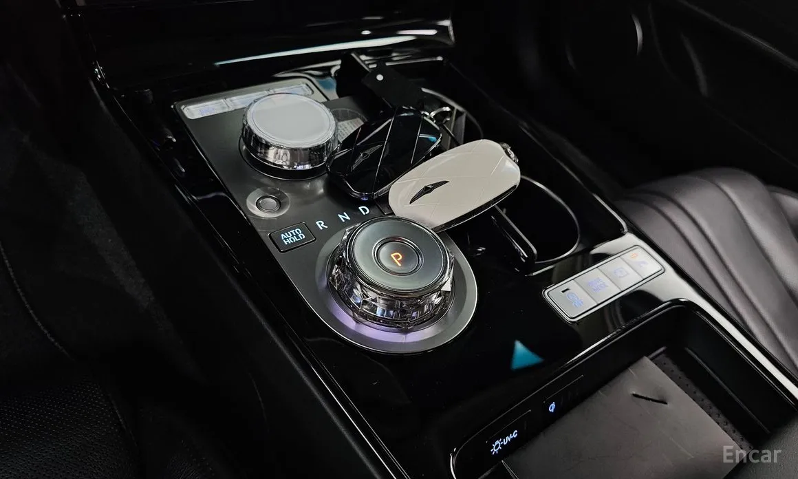 Фото 9 - Genesis G80