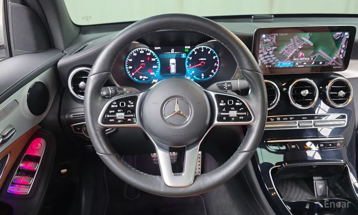 Фото 13 - Mercedes-Benz GLC-Class
