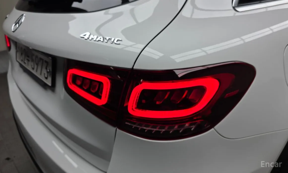 Фото 23 - Mercedes-Benz GLC-Class