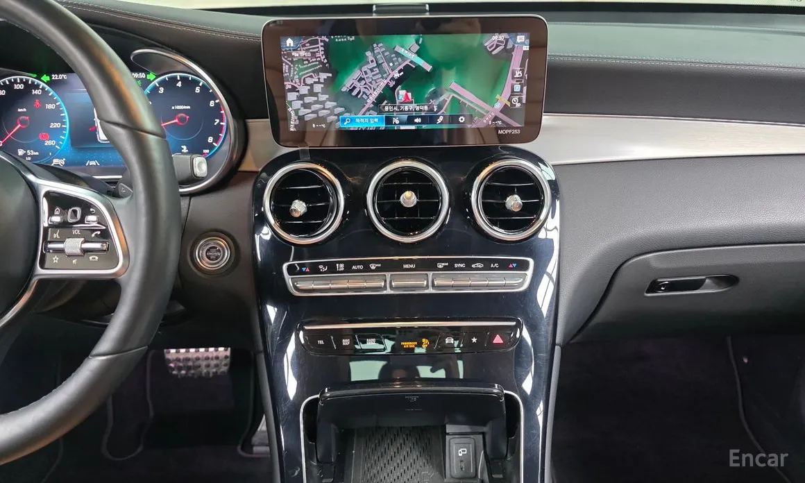 Фото 28 - Mercedes-Benz GLC-Class