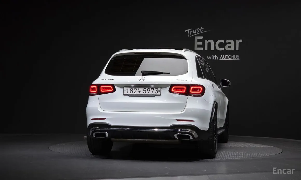 Фото 4 - Mercedes-Benz GLC-Class