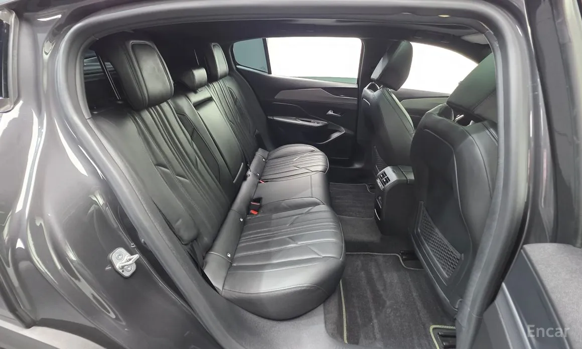 Peugeot 408 2023 1.2 Pure Tech GT