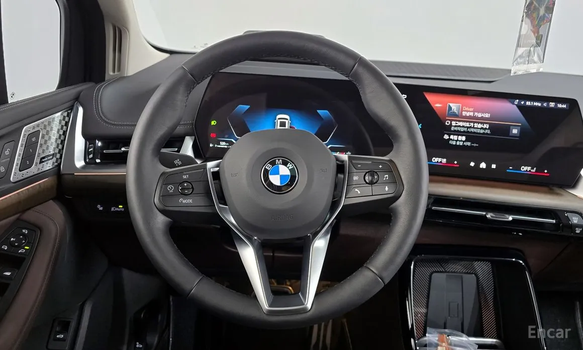BMW 2 Series 2022 220i Luxury