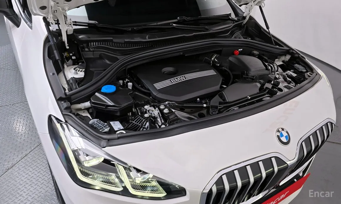 BMW 2 Series 2022 220i Luxury