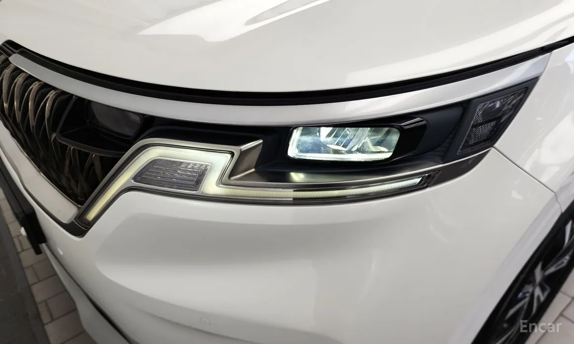 Фото 22 - Kia Carnival