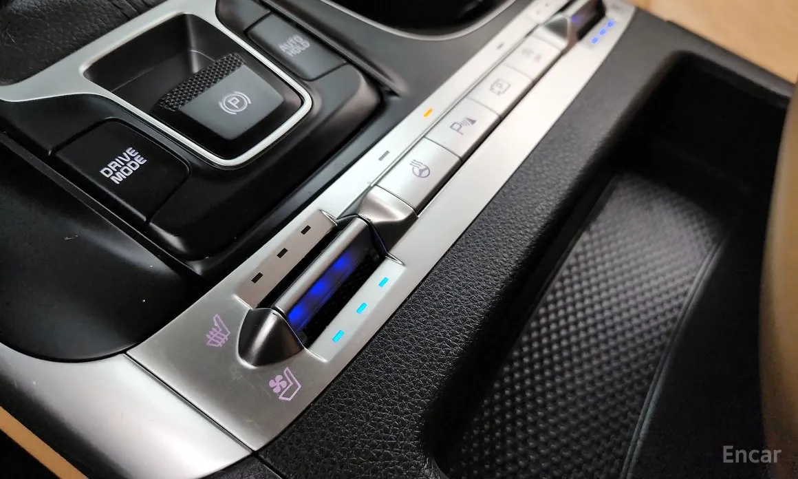 Фото 27 - Kia Carnival