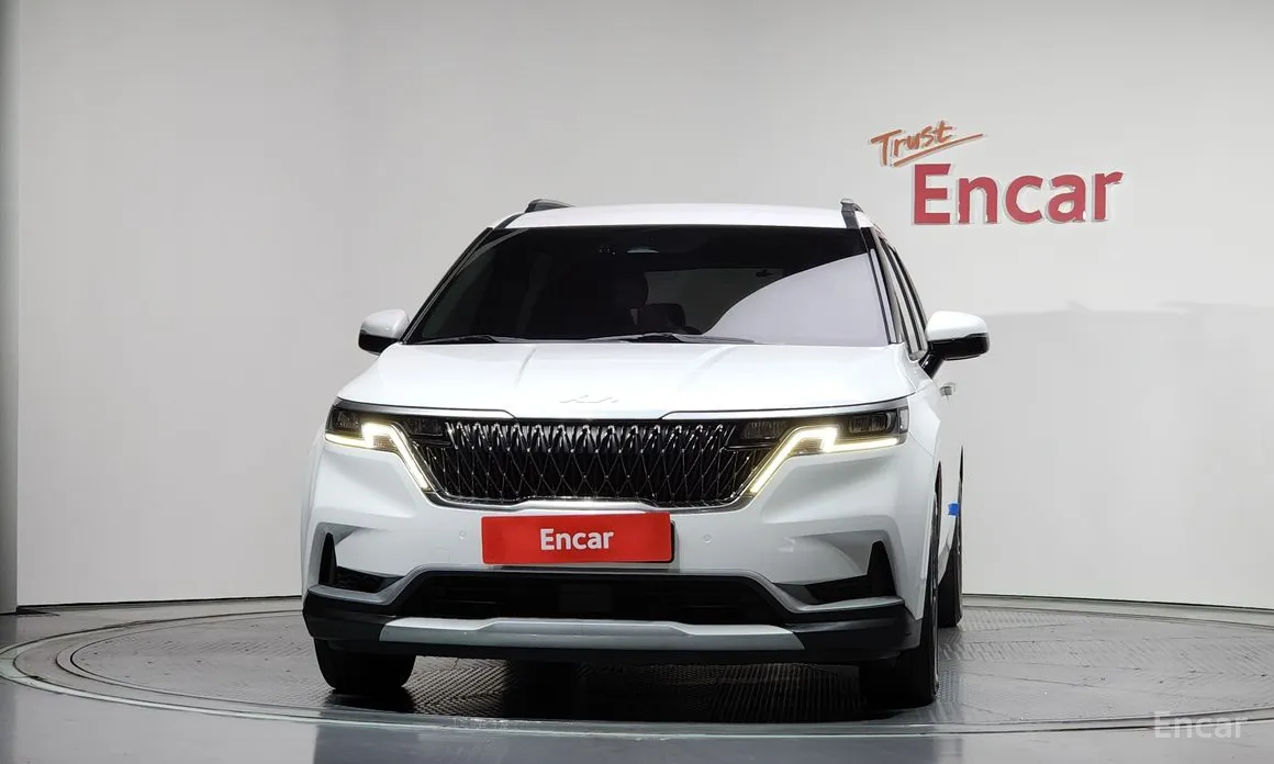 Фото 3 - Kia Carnival
