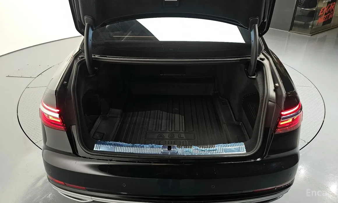 Audi A8 2018 55 TFSI Quattro LWB
