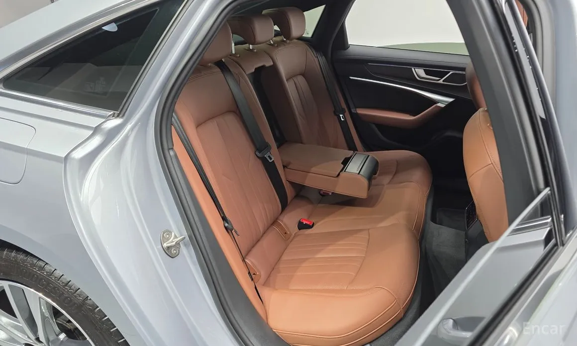 Audi A6 2019 45 TFSI Quattro Premium