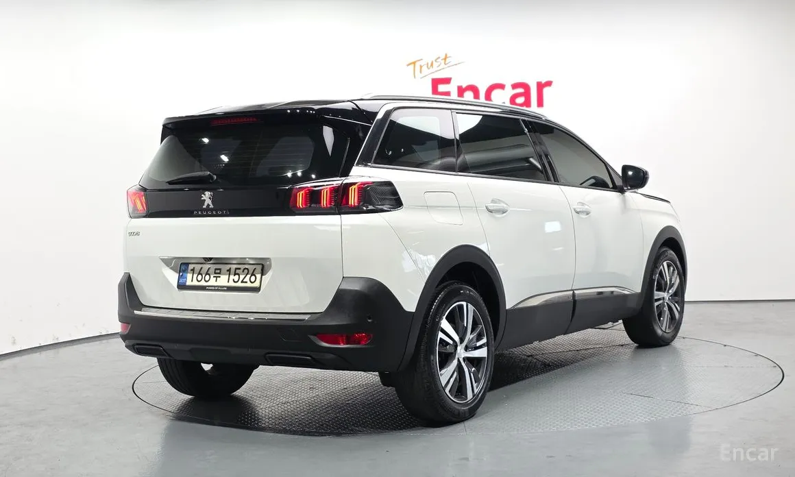 2017 Peugeot 5008