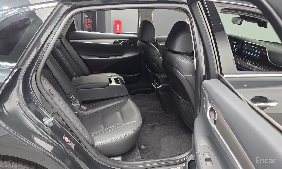Zdjęcie 12 - Hyundai Grandeur