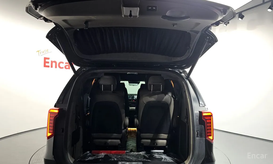 Zdjęcie 16 - Kia Carnival