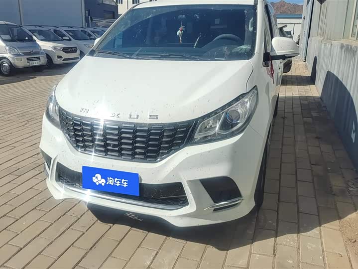 Maxus G10 2023 2023款 改款 2.0L 手动多功能版 汽油 7座