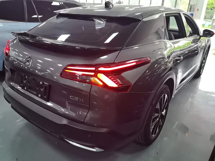 Citroen C5 X 2023 2023款 1.6T 势不凡