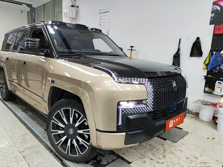 BYD Yangwang U8 2025 2025款 鼎世版