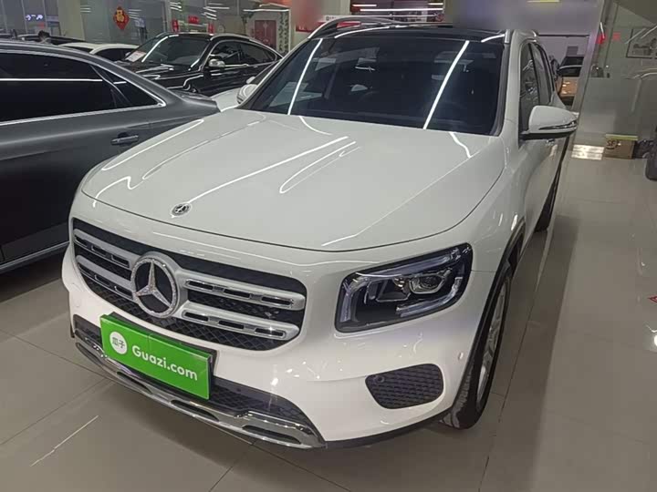 Фото 2 - Mercedes-Benz GLB-Class