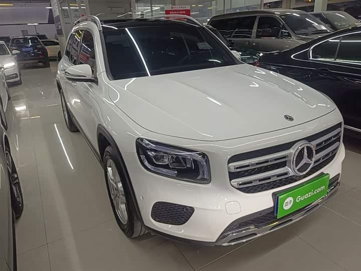 Фото 4 - Mercedes-Benz GLB-Class
