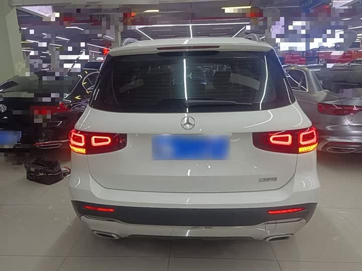 Фото 6 - Mercedes-Benz GLB-Class