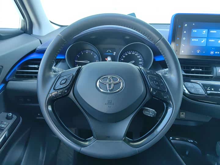 Toyota C-HR 2022 2022款 2.0L 领先版