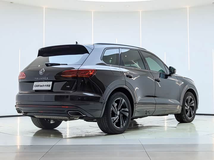 Volkswagen Touareg 2022 2022款 3.0TSI 锐享版 曜黑运动套装