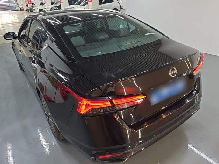 Фото 5 - Nissan Teana