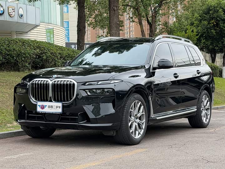BMW X7 2023 2023款 xDrive40i 领先型豪华套装